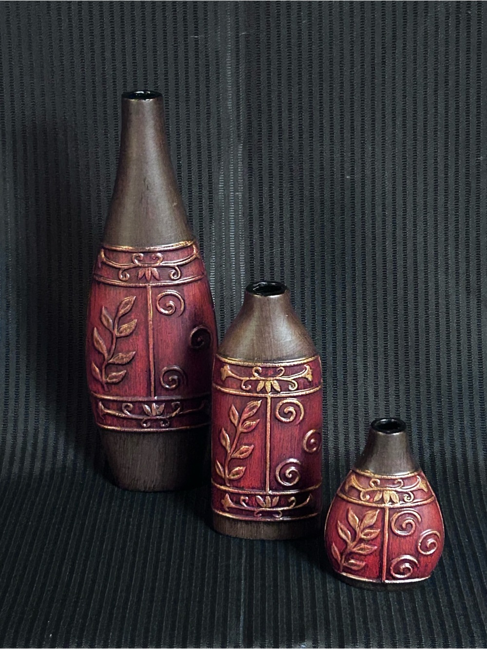 Decorative Red and Brown Carved Accent Vases - Set of 3